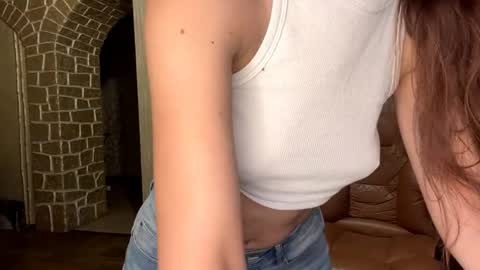 Snapshot of deonnamitcheltree chatting on 8, 6, 2026 Eva online show from 8, 6, 2026