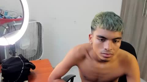 dereck_dosantos online show from 13, 3, 2026