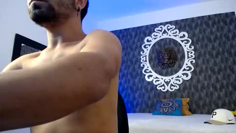 Dereck  online show from 6, 11, 2025