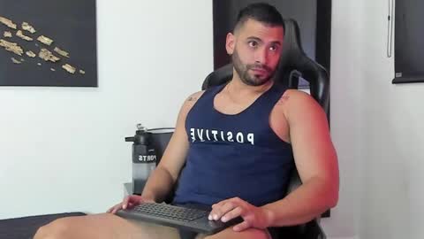Dereck Vega online show from 1, 12, 2024