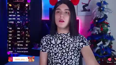 Snapshot of derek_grey1 chatting on 2, 1, 2025 Derek independent online show from 2, 1, 2025