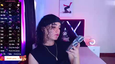 Snapshot of derek_grey1 chatting on 10, 1, 2025 Derek independent online show from 10, 1, 2025