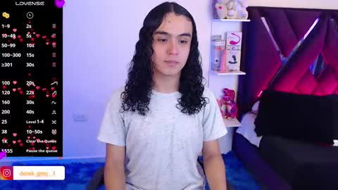 Snapshot of derek_grey1 chatting on 12, 3, 2025 Derek independent online show from 12, 3, 2025