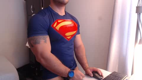 Snapshot of derek_group chatting on 5, 1, 2025 Derek online show from 5, 1, 2025