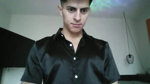 Snapshot of derek_zane8 chatting on 12, 4, 2026 Derek Zane online show from 12, 4, 2026