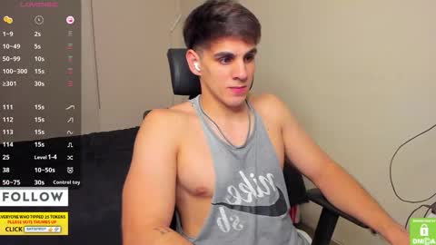 Derekcb online show from 24, 11, 2025