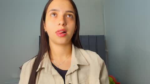 Snapshot of derly_cuervo703031 chatting on 10, 4, 2026 derly_cuervo703031 online show from 10, 4, 2026