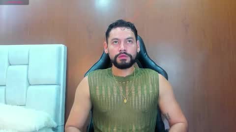 Snapshot of derrybigger_cm chatting on 20, 10, 2025 DerryBigger CM online show from 20, 10, 2025