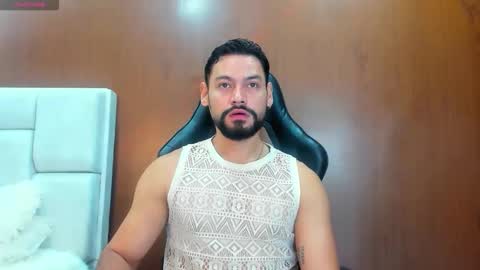 Snapshot of derrybigger_cm chatting on 23, 10, 2025 DerryBigger CM online show from 23, 10, 2025