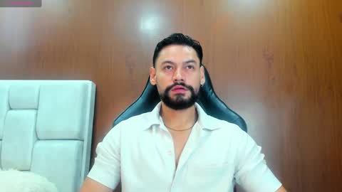 Snapshot of derrybigger_cm chatting on 9, 11, 2025 DerryBigger CM online show from 9, 11, 2025