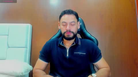 Snapshot of derrybigger_cm chatting on 12, 11, 2025 DerryBigger CM online show from 12, 11, 2025