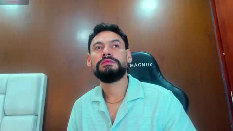 Snapshot of derrybigger_cm chatting on 21, 11, 2025 DerryBigger CM online show from 21, 11, 2025