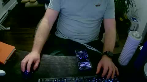 desdisdes online show from 12, 4, 2026