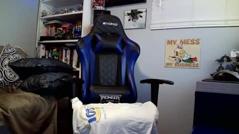 D K online show from 7, 1, 2025