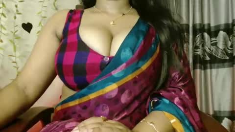 Snapshot of desi_girl_jebin chatting on 21, 10, 2025 Jebin online show from 21, 10, 2025