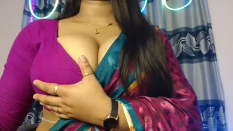 Snapshot of desi_girl_jebin chatting on 14, 12, 2025 Jebin online show from 14, 12, 2025