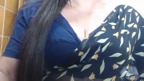 Snapshot of desimaisa130 chatting on 5, 8, 2026 Maisa online show from 5, 8, 2026