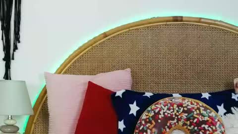 HellenMoon online show from 5, 1, 2025