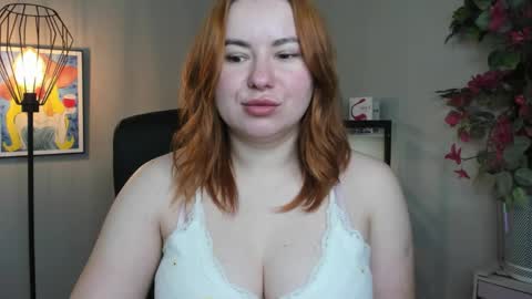 LAYLA online show from 8, 4, 2026