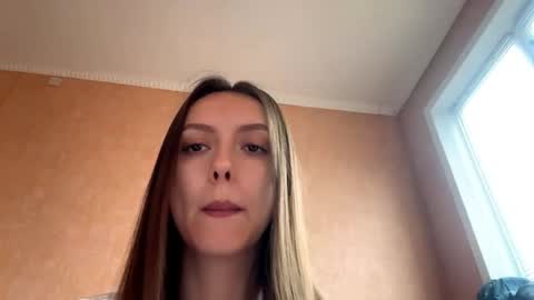 Ksenia online show from 17, 4, 2026