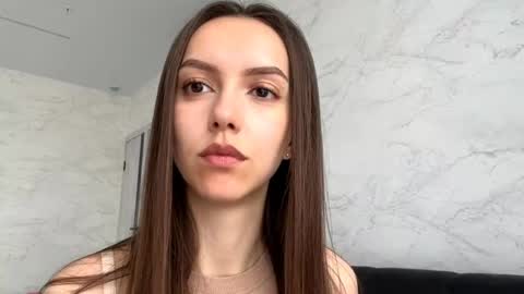 Ksenia online show from 5, 5, 2026