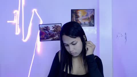 Snapshot of dess_morena chatting on 1, 7, 2026 Dess online show from 1, 7, 2026