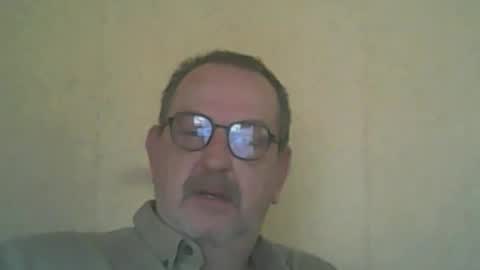 Snapshot of destelp chatting on 25, 5, 2026 destelp online show from 25, 5, 2026