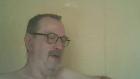 Snapshot of destelp chatting on 26, 5, 2026 destelp online show from 26, 5, 2026