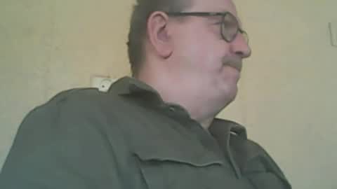 Snapshot of destelp chatting on 7, 6, 2026 destelp online show from 7, 6, 2026