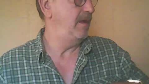 Snapshot of destelp chatting on 21, 6, 2026 destelp online show from 21, 6, 2026