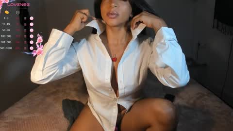 Destinne Mill online show from 17, 10, 2025