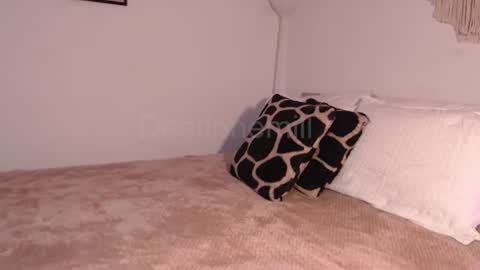 Snapshot of destinnemil chatting on 20, 7, 2026 Destinne Mill online show from 20, 7, 2026
