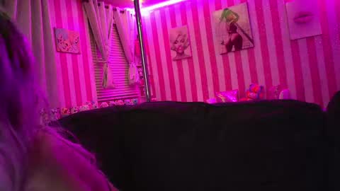 IMMACULATE BEAUTY online show from 25, 9, 2025