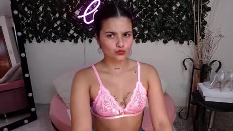 Destiny online show from 3, 2, 2025