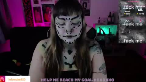 Snapshot of destroyall420 chatting on 26, 6, 2026 Lola Bdsm and fries online show from 26, 6, 2026