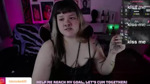 Snapshot of destroyall420 chatting on 2, 8, 2026 Lola Bdsm and fries online show from 2, 8, 2026