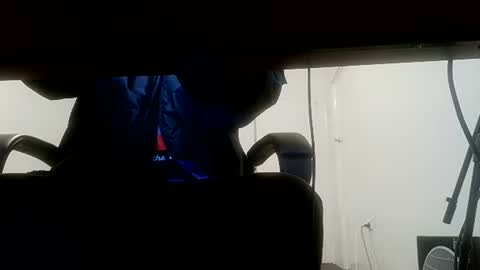 Snapshot of destroyingunit chatting on 1, 6, 2026 destroyingunit online show from 1, 6, 2026