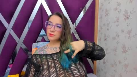 Snapshot of deva_blue chatting on 27, 1, 2025 Deva Blue online show from 27, 1, 2025