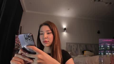 Snapshot of devaivy chatting on 2, 12, 2025 Deva online show from 2, 12, 2025