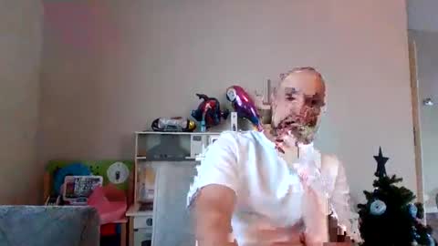 devanom94 online show from 17, 12, 2025