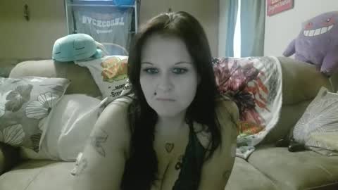 DeviantNature8889 online show from 20, 9, 2025