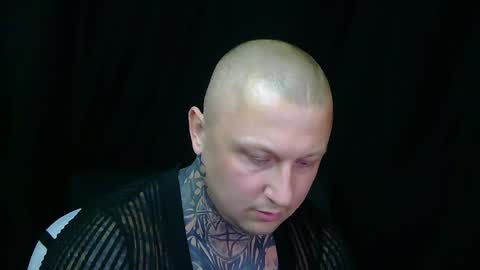 Snapshot of devilwithtats chatting on 14, 4, 2026 Lucian online show from 14, 4, 2026