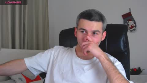 devin_ho online show from 31, 12, 2024