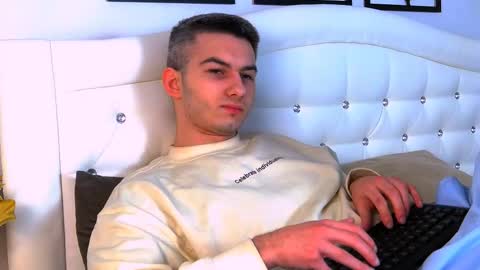 devin_ho online show from 14, 2, 2025