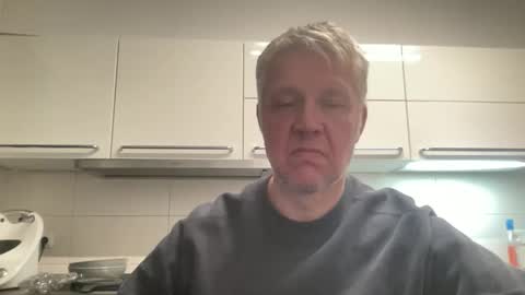 Snapshot of devon_nite chatting on 15, 9, 2025 Devon online show from 15, 9, 2025