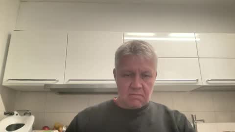 Snapshot of devon_nite chatting on 28, 9, 2025 Devon online show from 28, 9, 2025