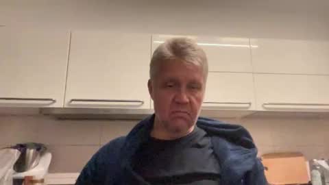 Snapshot of devon_nite chatting on 20, 10, 2025 Devon online show from 20, 10, 2025