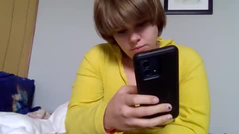 Snapshot of devykitten2018 chatting on 29, 3, 2026 devykitten online show from 29, 3, 2026