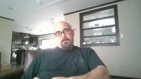 Snapshot of dexterbanana chatting on 25, 12, 2024 Mike Sounde online show from 25, 12, 2024