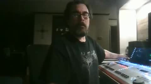 Snapshot of dexterbanana chatting on 10, 5, 2026 Mike Sounde online show from 10, 5, 2026